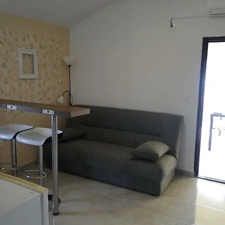 Aneta * Rogoznica (Sibenik-Knin)