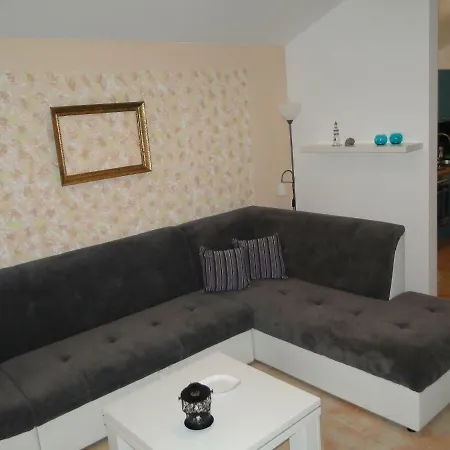 Aneta Rogoznica (Sibenik-Knin)